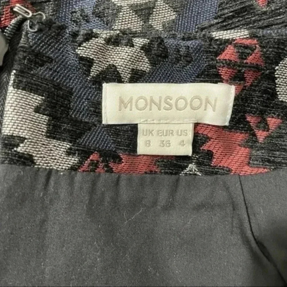 Monsoon Aztec Print pencil skirt Size 4 - Picture 5 of 5
